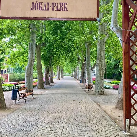Pihi-Lak Apartman Siofok Apartment Exterior photo